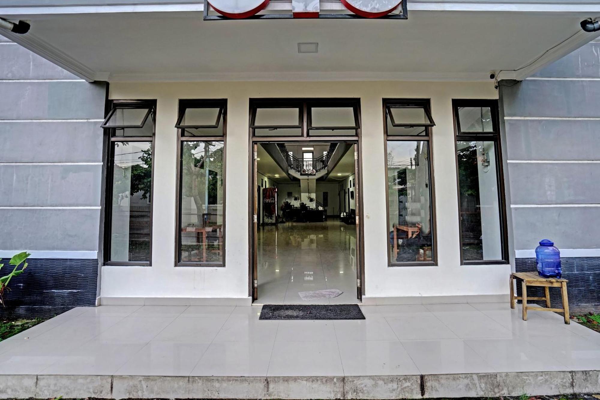 Hotel O Kambang Iwak Area Near Kambang Iwak Park Formerly Kerangga Palimbão Exterior foto